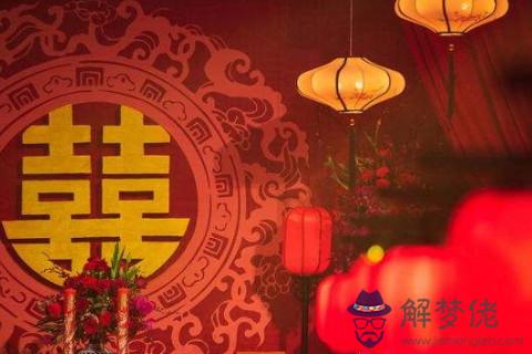 2021年屬牛本命年穿什么顏色好,牛年本命年五行開運幸運色