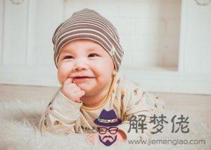 今年8月6日出生的女孩什麼命 2022今天出生的取名字取什麼最好