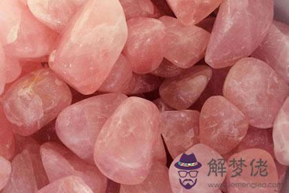 屋上土命人佩戴什麼吉祥物能保平安(圖文)