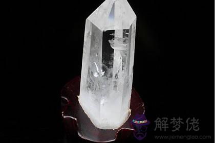 水命的人適合戴什麼顏色的水晶(圖文)