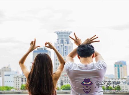 屬龍男和屬羊女婚姻相配嗎，解讀男屬龍女屬羊相克嗎