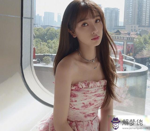 八字須劉海圖片 八字須劉海圖片