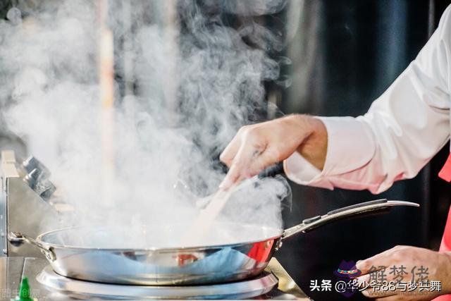 餐飲服務員八字方針 餐飲服務員八字方針