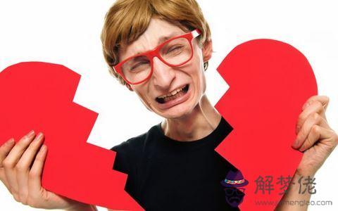 八字命理克夫