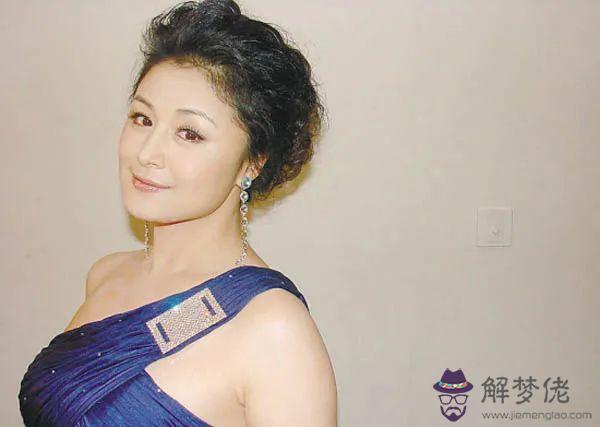 女孩的八字馬已經讓我驚呆了 女孩的八字馬已經讓我驚呆了