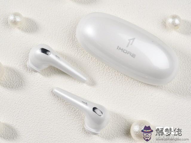 聽診器佩戴八字向什麼意思 聽診器佩戴八字向什麼意思