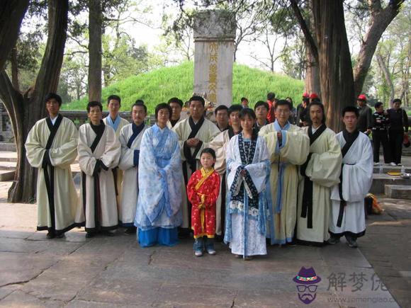 算命先生說犯小祥是啥意思