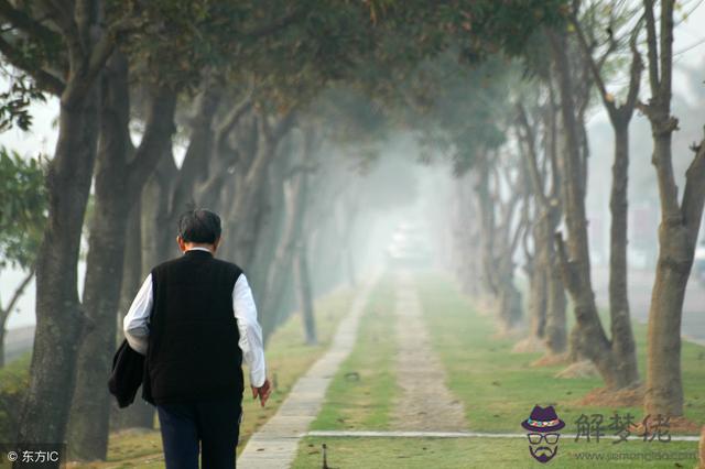 算命說高樓大夏是什麼意思