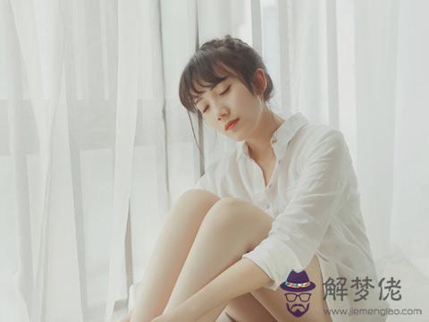 榴花算命中什麼意思