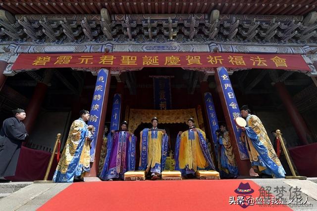 算命說的犯白裙是什麼意思 算命說的犯白裙是什麼意思