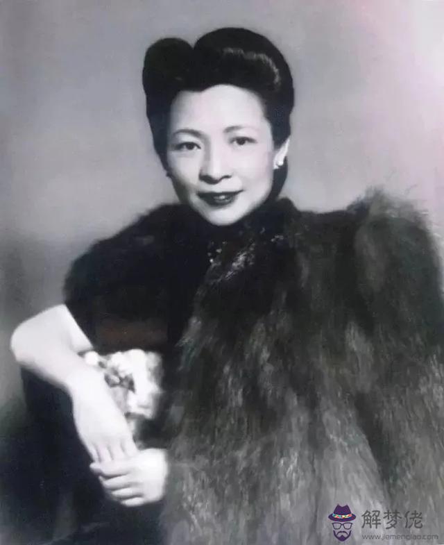 人生向左命運向右這句話什麼意思 人生向左命運向右這句話什麼意思