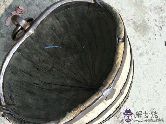 命運不是那轆轤歌詞是什麼意思