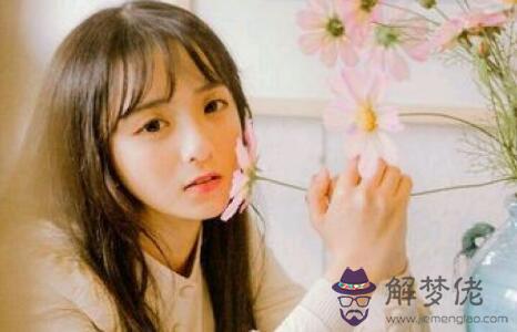 天秤女注定斗不過摩羯男，天秤女從主動到冷漠