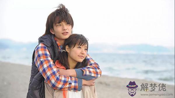 1、年男和女相配嗎:年8月的男生和年8的女生配嗎？