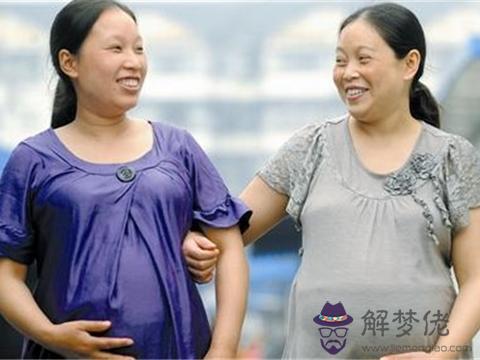 1、45歲備孕需要做些什麼準備:女性在備孕期間，需要做哪些準備工作？