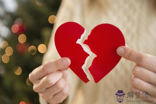 4、年婚姻感情出軌生肖女:年屬龍女的感情和婚姻