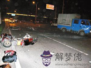 2、車禍死亡賠償離婚配偶:車禍死亡賠償金配偶怎麼分