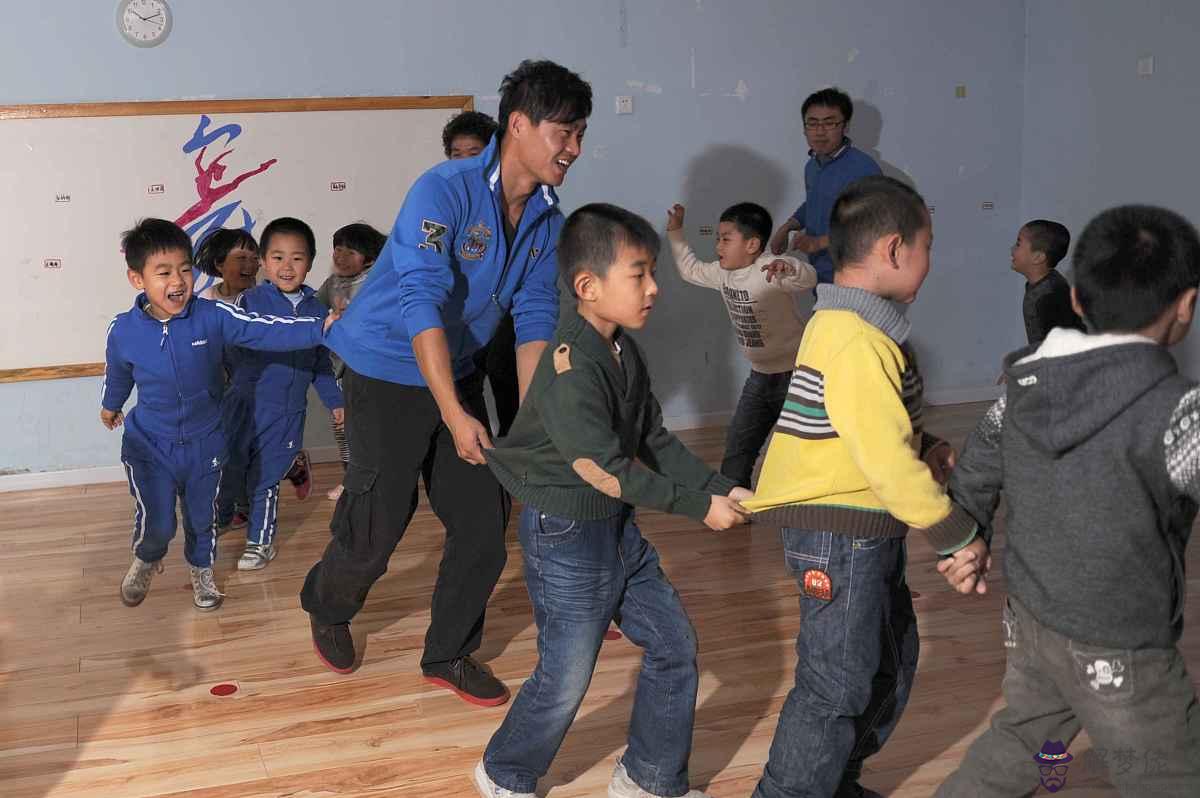 幼兒園小朋友為武漢加油 幼兒園小班學什麼