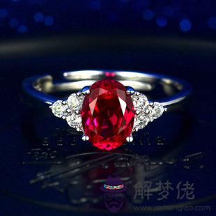 90年代買的戒指：年在上海老鳳祥金店購買的戒指價值