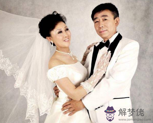 40年的婚姻是什麼婚呢：結婚幾年各叫什麼婚?代表什麼?