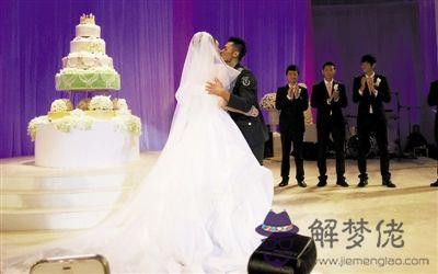 結婚25周年時什麼婚：結婚25周年是什麼婚？ 需要買什麼禮物