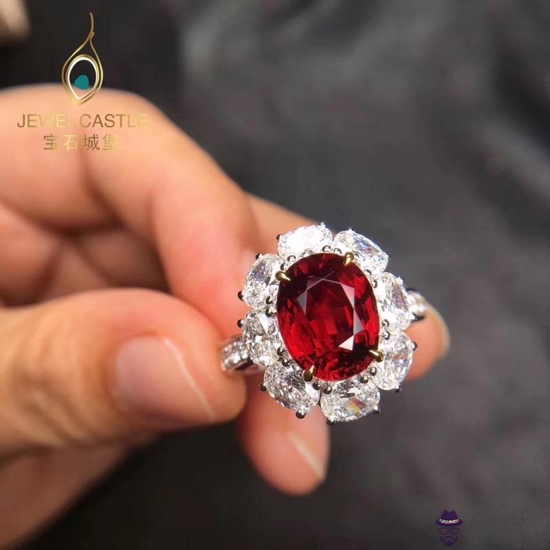才今天買的戒指是真的嗎：泰國皇家珠寶買的戒指花了是真的嗎