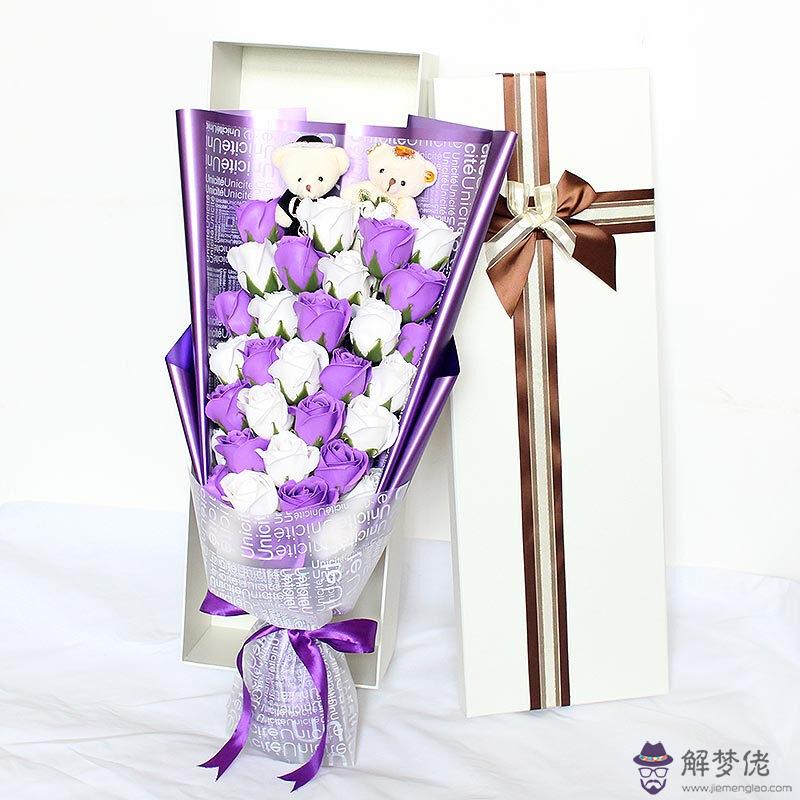 一年有幾個節日送女朋友禮物：一年中哪些節日需要送女友禮物？