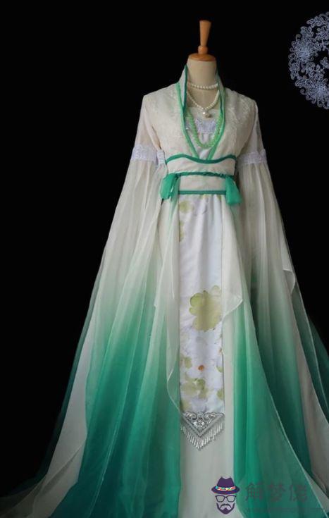 十二星座專屬霸氣衣服，十二星座代表的古裝