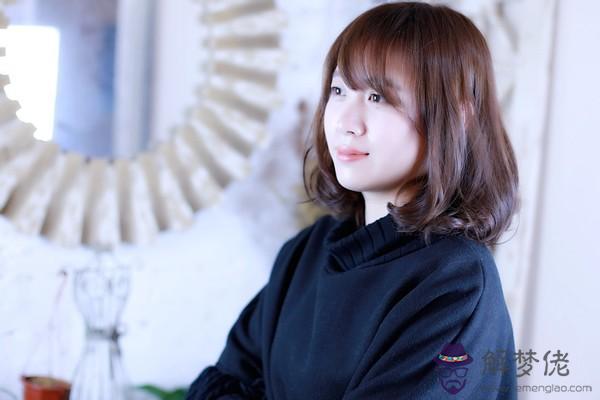 獅子男對一個女生撒嬌，獅子男喜歡什麼樣的床叫