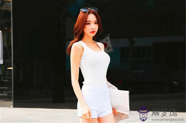 十二星座女對誰一見鐘情，12星座女注定遇上的星座男