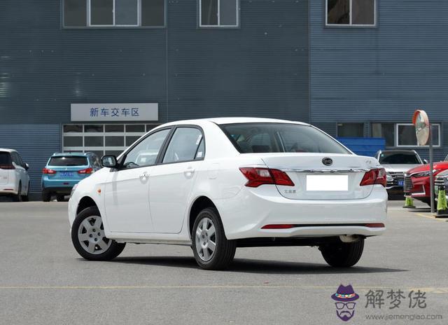 萬到5萬的所有小型車，女士自動擋省油小型車"