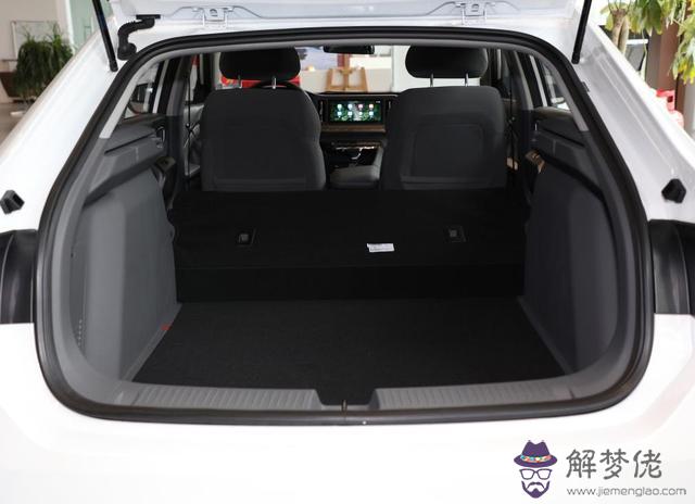 萬到5萬的所有小型車，女士自動擋省油小型車"