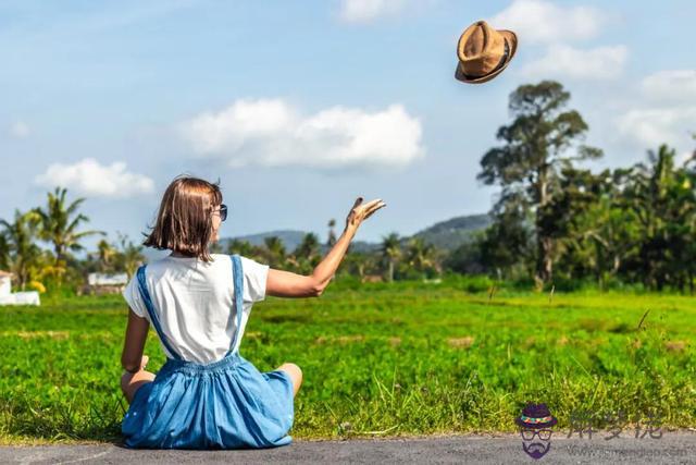 金星水瓶男和金星天秤女，金星水瓶金星獅子