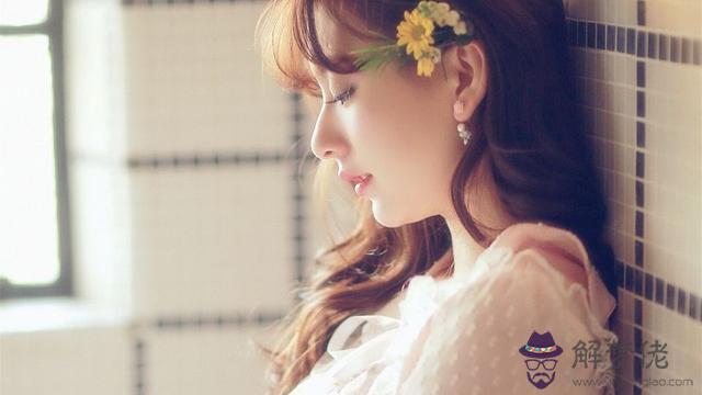 床活好的星座女，十二星座最勾人的部位