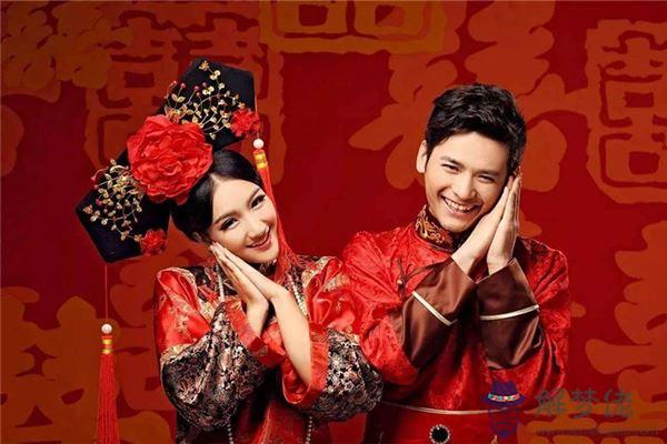 1、屬鼠的巨蟹女**婚配:巨蟹座女屬鼠屬牛的區別