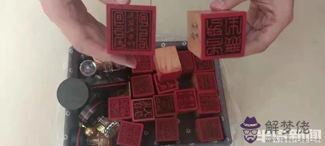 倆虎拒門算命什麼意思 倆虎拒門算命什麼意思