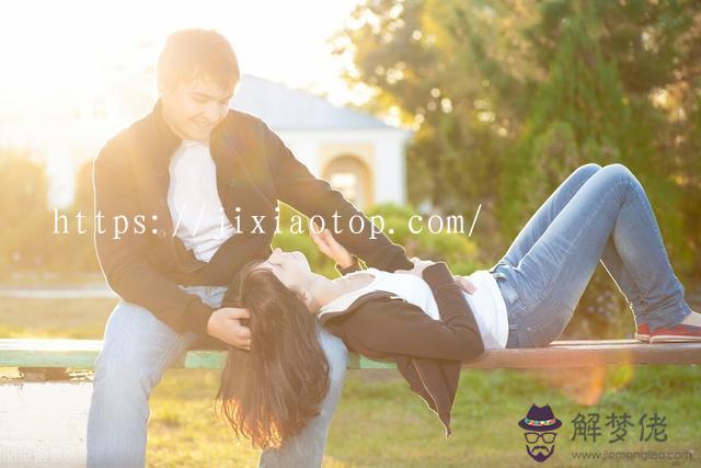 摩羯座男和天秤女配嗎，摩羯男眼里的天秤女