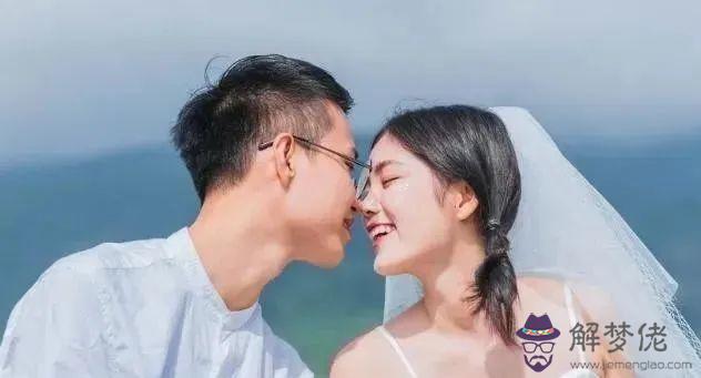 1、白羊男會公開女朋友嗎:白羊座男生有女朋友會告訴他的朋友嗎