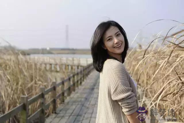 天秤女和其他星座配對指數，天秤女和什麼星座是天生一對
