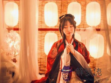 天秤女對你心動的信號，天秤女愛上你三個階段