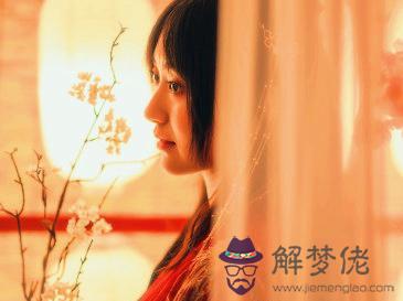 天秤女對你心動的信號，天秤女愛上你三個階段