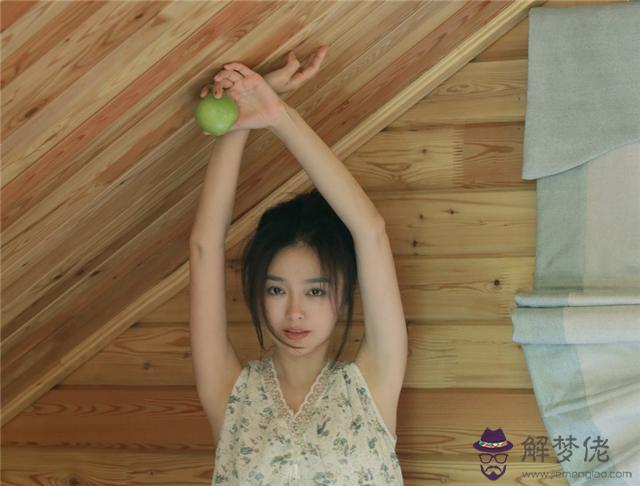天秤座晚年命運，天秤座男喜歡你的表現