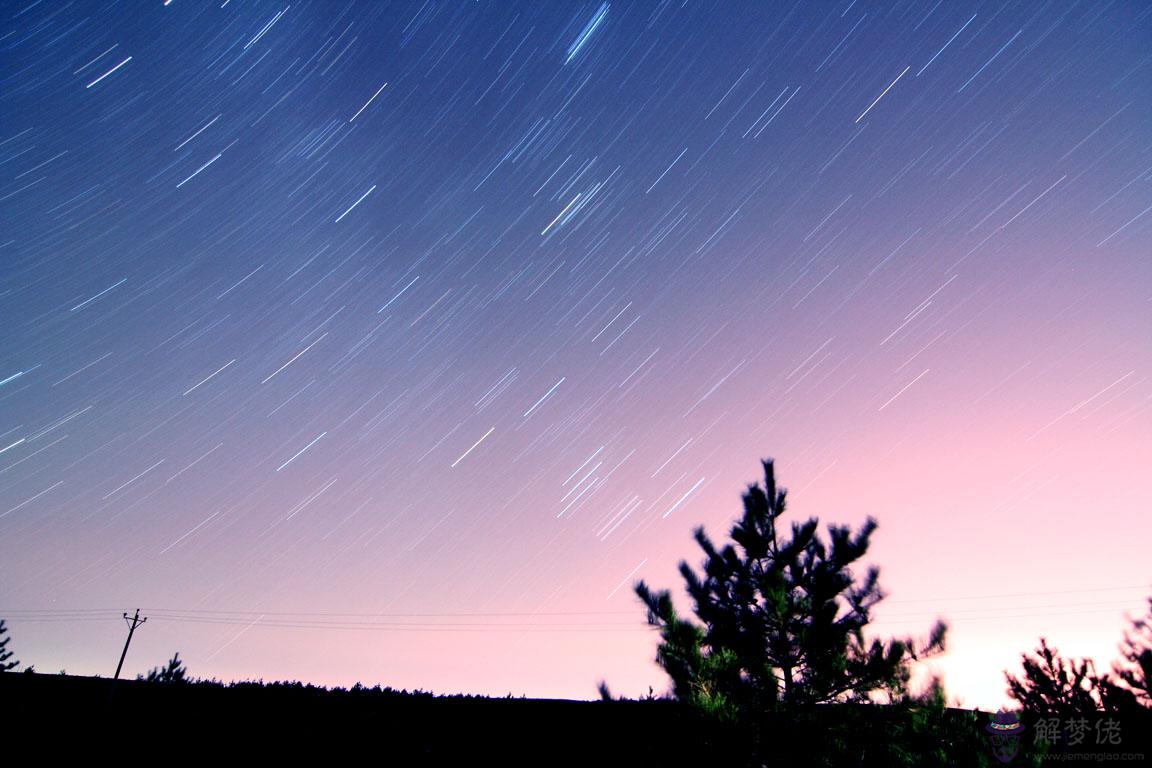 月25號流星雨直播，1月4號的流星雨視頻"