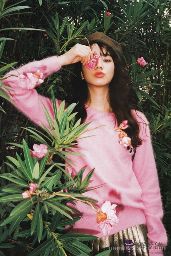 水瓶座有什麼缺點和優點女，水瓶座女生性格愛情觀