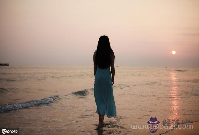 水瓶座男與天蝎女配嗎，水瓶男與天蝎女相配嗎