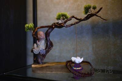 算命的說有小人作祟是啥意思 算命的說有小人作祟是啥意思