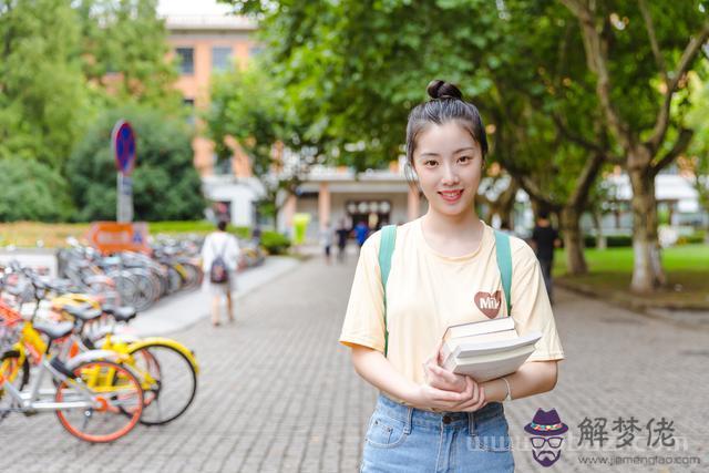 巨蟹座女跟哪個星座最配，巨蟹座女適合什麼星座