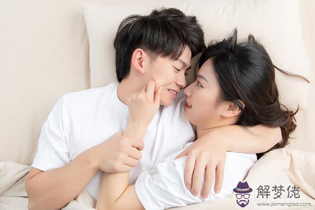 傷了水瓶座男生的心怎麼挽回，水瓶座徹底分手的表現