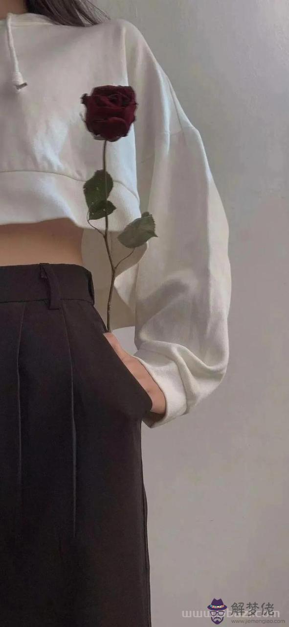 天蝎男喜歡的女生類型 ，天蝎座喜歡什麼樣的女生