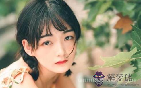 屬雞的女人今年有沒有桃花運，屬兔今年多大
